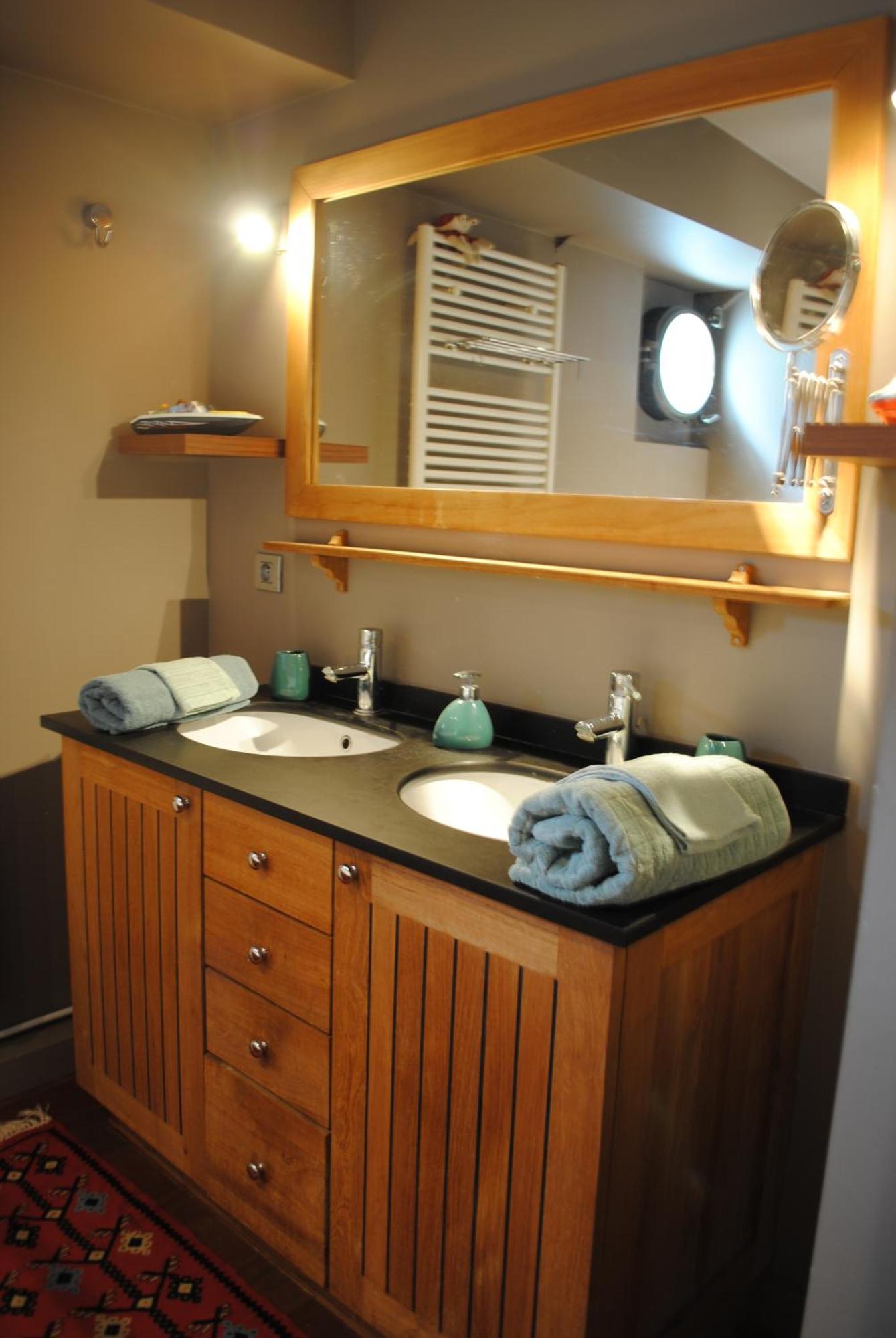 Boat & Breakfast Bellevue Hotel Ghent Luaran gambar